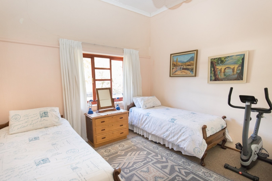 7 Bedroom Property for Sale in Barrydale Western Cape